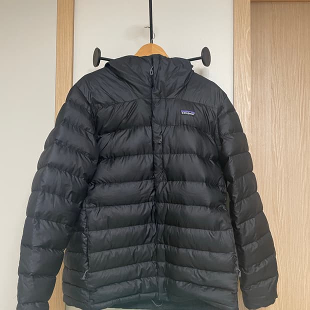 파타고니아 다운스웨터 후드 패딩 블랙 