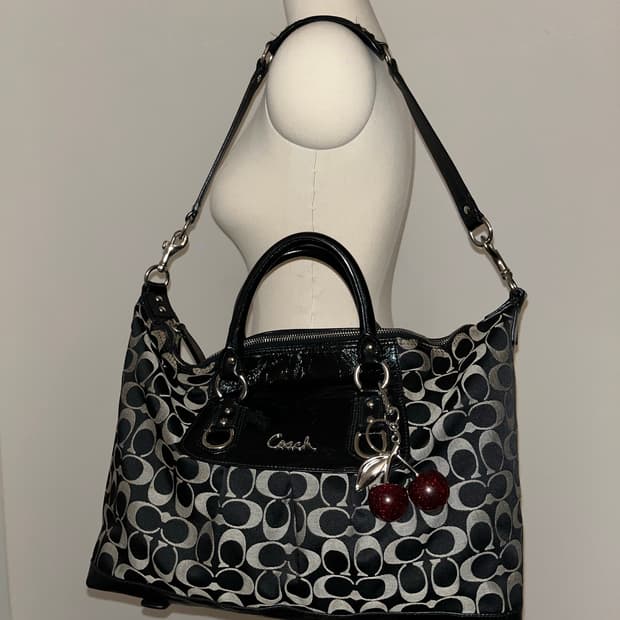 Coach Cookie and Cream Shoulder Bag