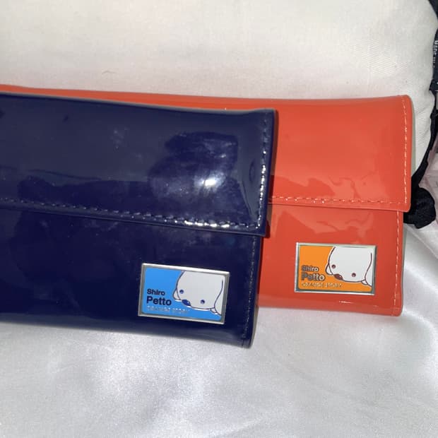 고전 시로페토 에나멜 장지갑