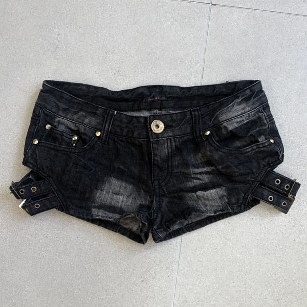 버클 워싱 반바지