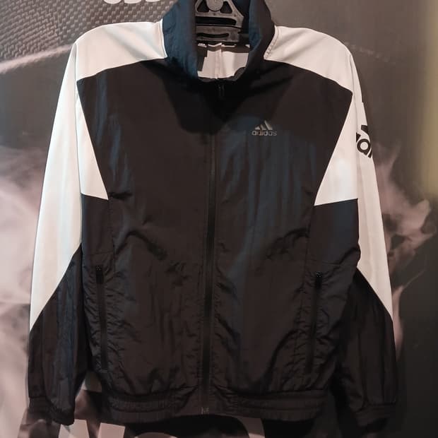 아디다스 우븐 블록 자켓