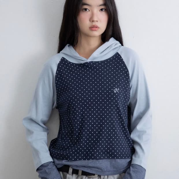 이스트쿤스트 도트 후드티