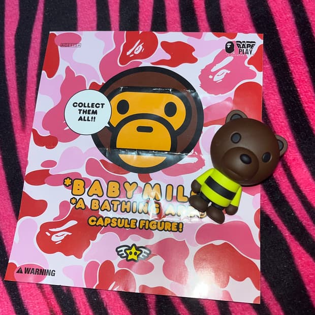 BAPE Bear 피규어