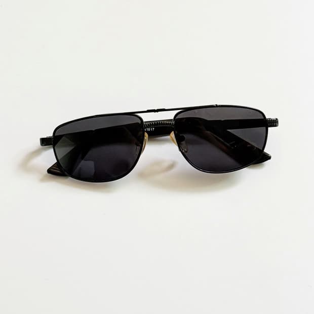 90s 블랙 메탈 스퀘어 보잉 프레임 빈티지 선글라스