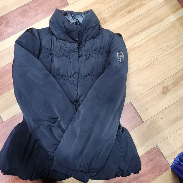 질스튜어트오리털숏패딩s