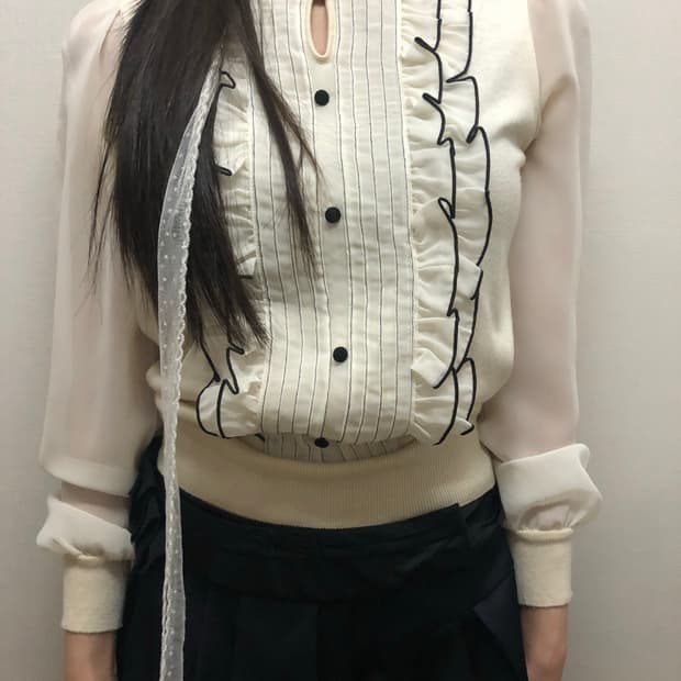 빈티지 화이트 프릴 블라우스