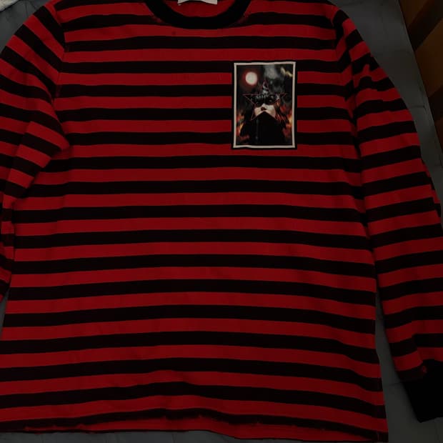[L]지방시 17FW 디스트레스드 스트라이프 롱슬리브