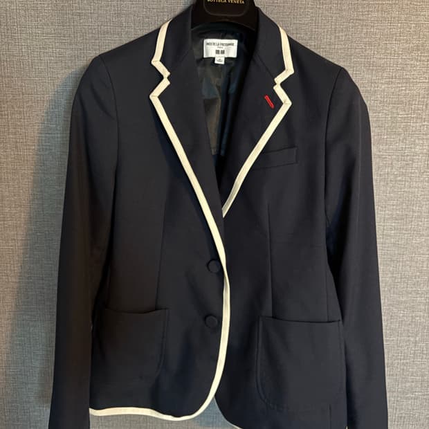 유니클로 이네스 드 라 프레상쥬 네이비 자켓 S