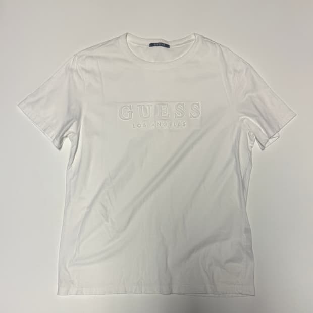 게스 Guess 화이트 스펠아웃 반팔 티셔츠 L ~ XL