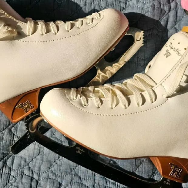 리스포트 주피터 235 (초보용 피겨스케이트)