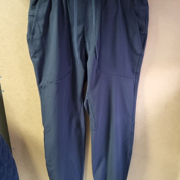 룰루레몬 남성 조거팬츠 