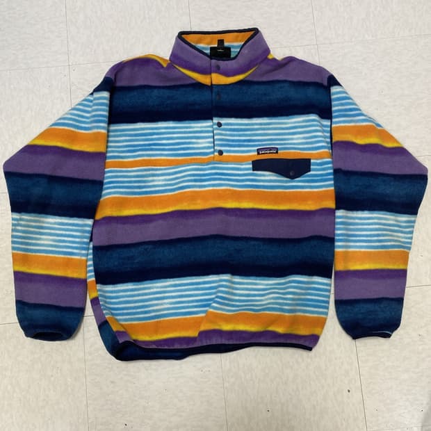 17FW 파타고니아 신칠라 스냅-티 플리스 멀티 컬러 스트라이프