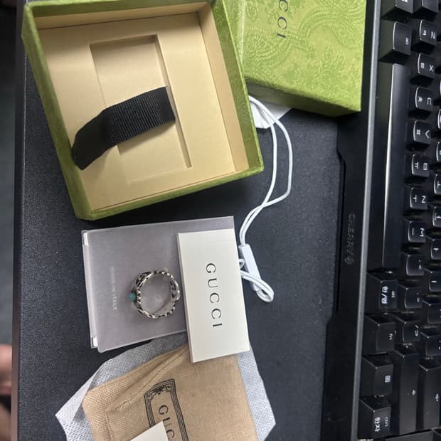 구찌 더블 G 자개반지 플라워링 (18호)