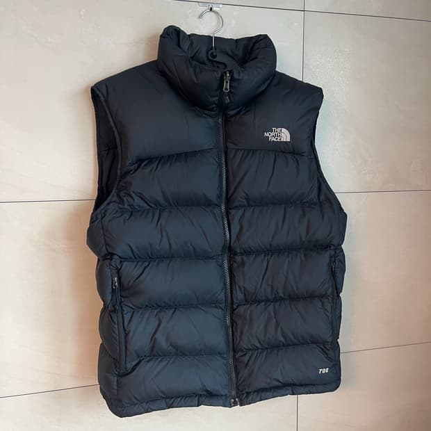 노스페이스 눕시 700 패딩 조끼 블랙 [L] 