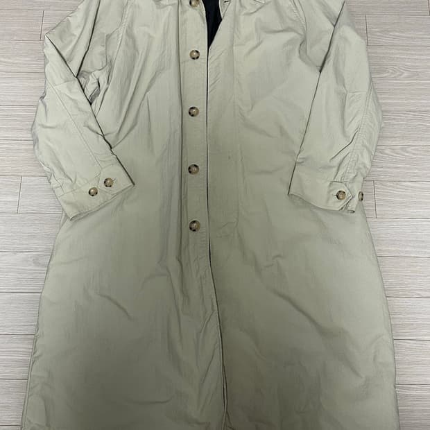 BY NOBLE 나일론 코트