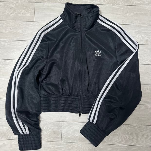 아디다스 크롭 져지 (제니져지)