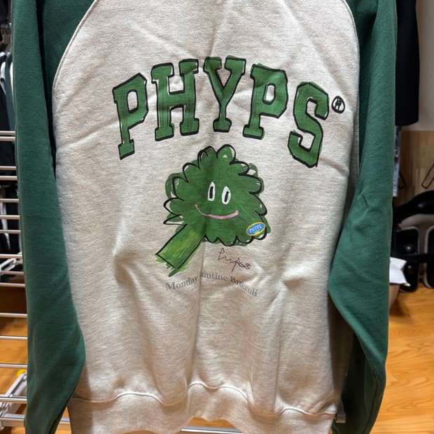 피지컬에듀케이션 디팔트먼트 맨투맨 xl