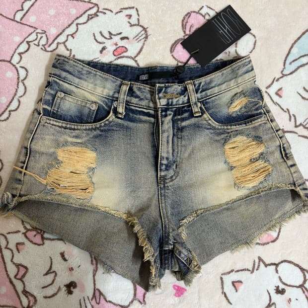 보헤미안서울 데미지 워싱 쇼츠 블루 1사이즈