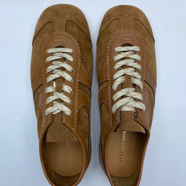 드리스반노튼 스웨이드 스니커즈 42