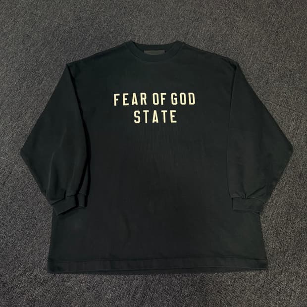 에센셜 피어오브갓 롱슬리브