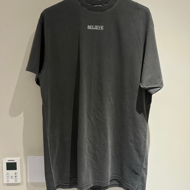 발렌시아가 빌리브 티셔츠