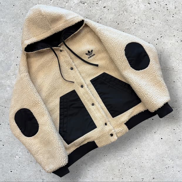 [L] 아디다스 파이어버드 리버시블 후드 뽀글이 자켓 아이보리 C486