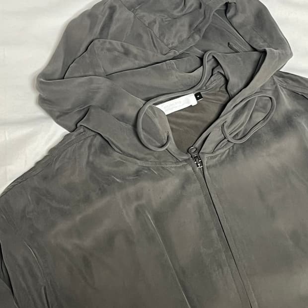 아모멘토 큐프라 후디 M