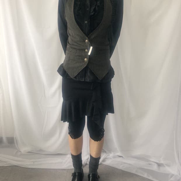 Stripe pattern vest