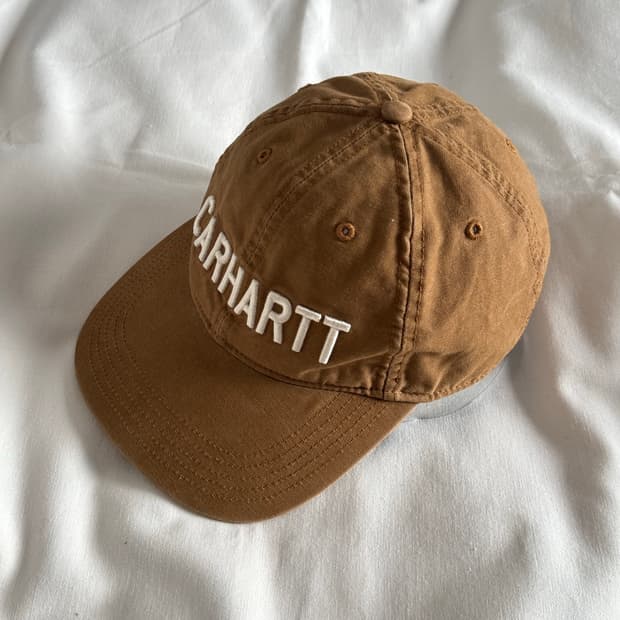 칼하트 오데사 그래픽 자수 로고 볼캡