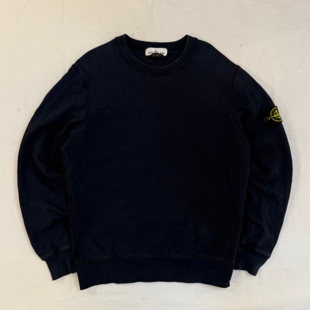 스톤아일랜드 20FW 와펜 맨투맨 스웻셔츠 네이비