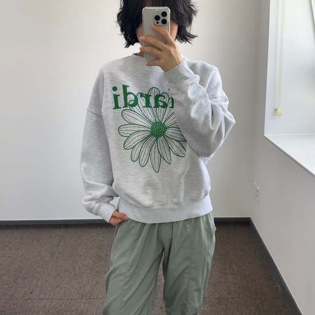 Mardi Mercredi 마르디메크르디 그린 로고 멜란지 맨투맨 