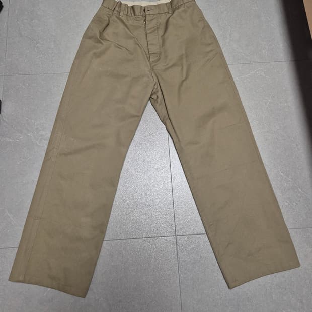 메종 마르지엘라 카키 치노 팬츠 48