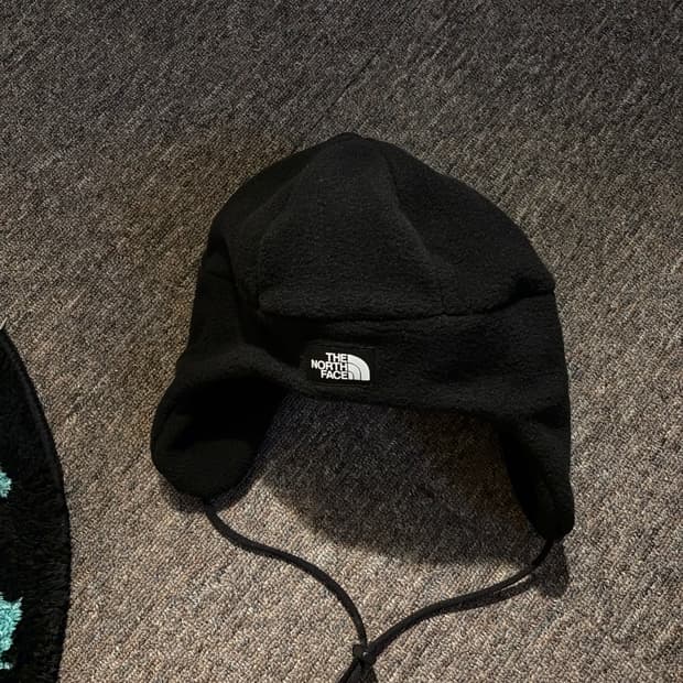 노스페이스 플리스 이어머프