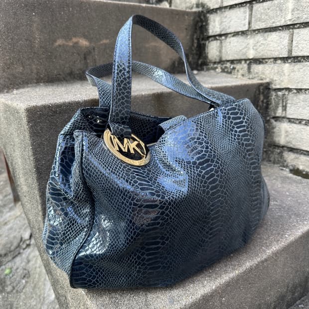 MICHAEL KORS shoulder bag