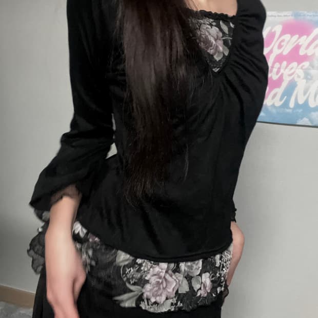 블랙 고딕 로즈 장미 프릴 레이스 셔링 쉬폰 레이어드 블라우스