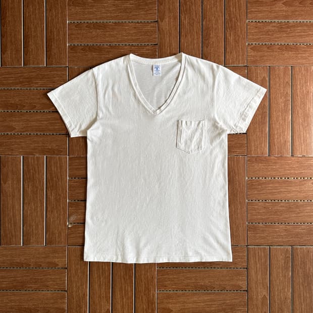 90’s Velva sheen usa pocket 1/2 tee