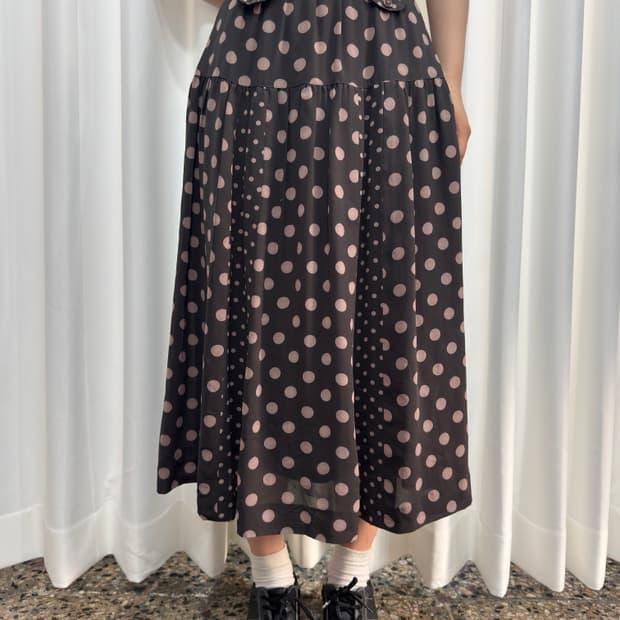 dot design skirt