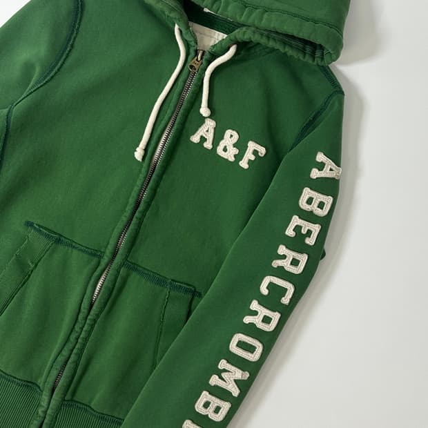 아베크롬비 데미지 말차컬러 스펠로고 후드집업