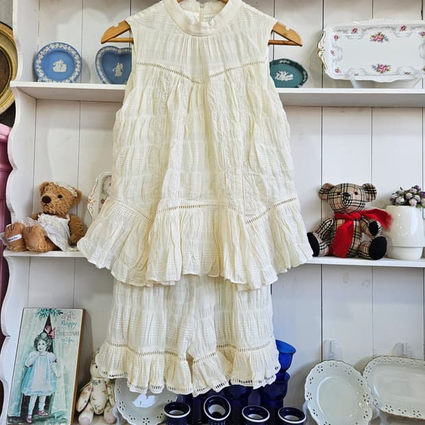 dazzlin 코튼 레이스 티어드 점프수트