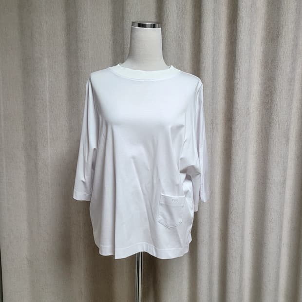 구호 오버핏 티셔츠