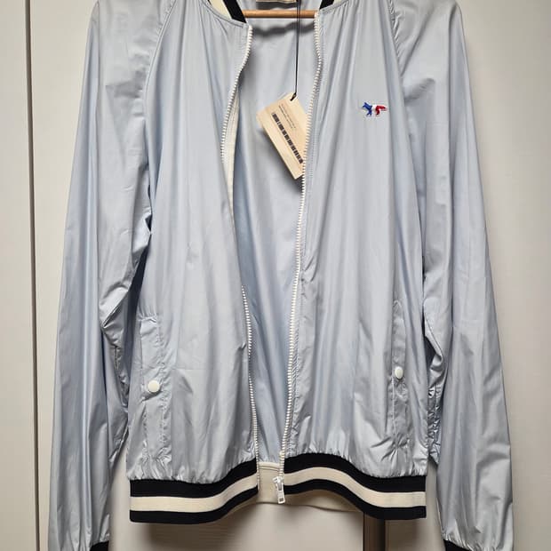 메종키츠네 바람막이 자켓 새상품