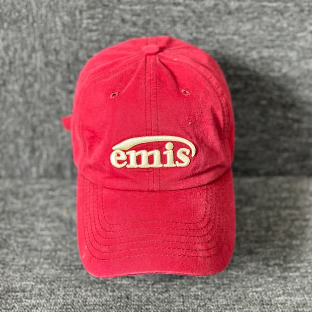Emis 이미스 빨간색 볼캡