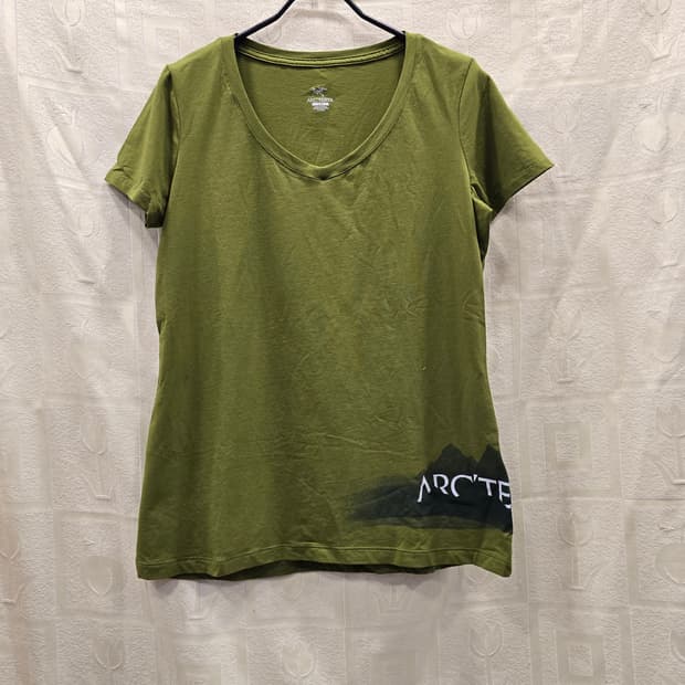 거의새거)  아크테릭스 올리브 그린 S 반팔티 티셔츠
