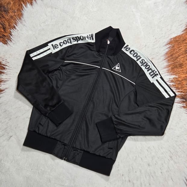 르꼬끄 사이드 라인 블랙 져지