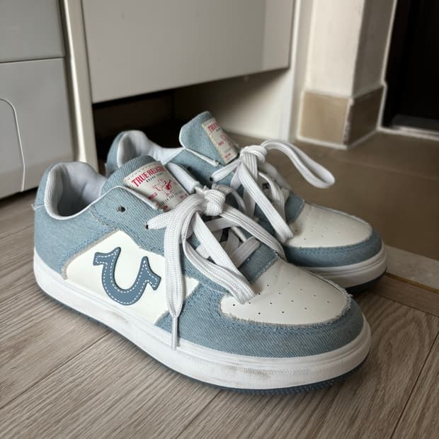 트루릴리전 데님 스니커즈 