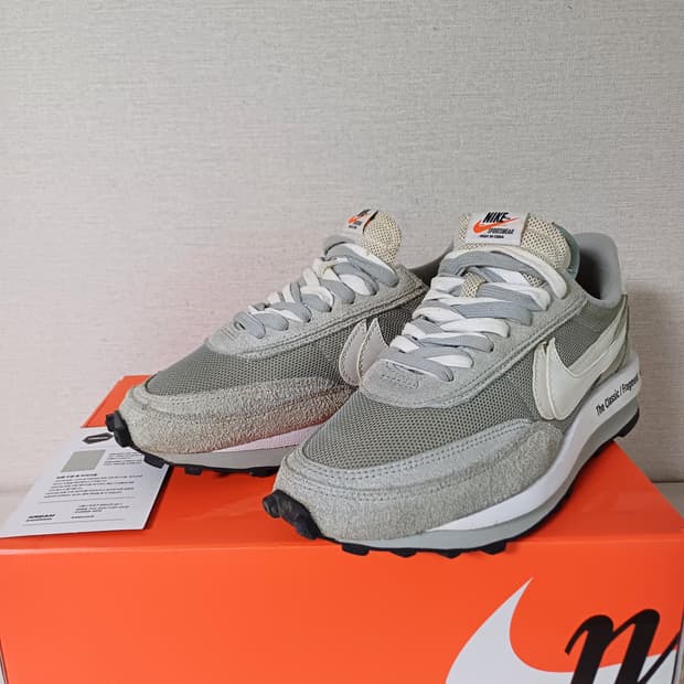 나이키  사카이 LD와플 프라그먼트 스모크 260mm