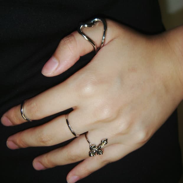 001 Point Ring