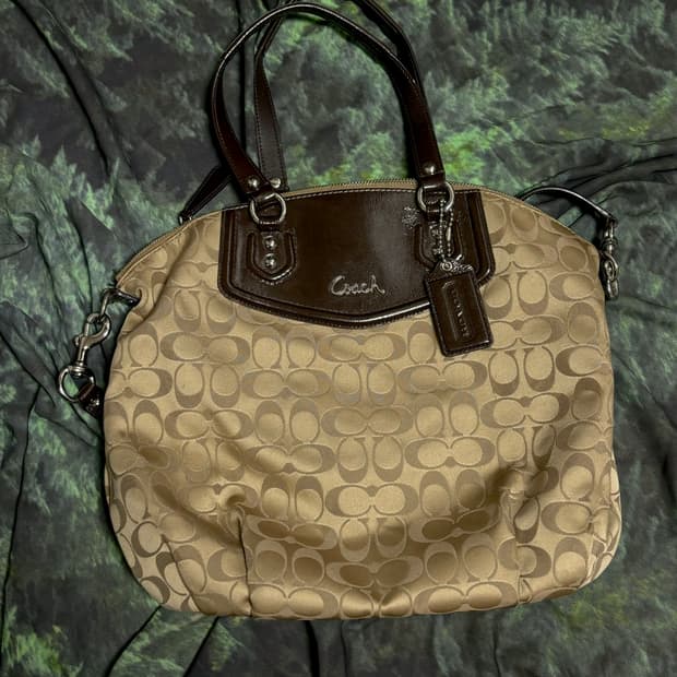 coach 코치 시그니처 브라운 숄더백 겸 크로스백 