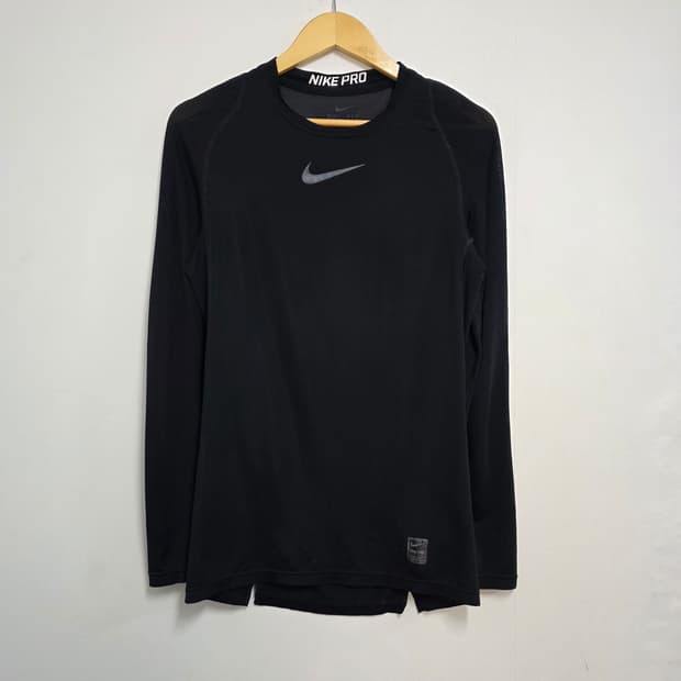 M 95 나이키 프로 드라이핏 기능성 긴팔티셔츠 (하자)