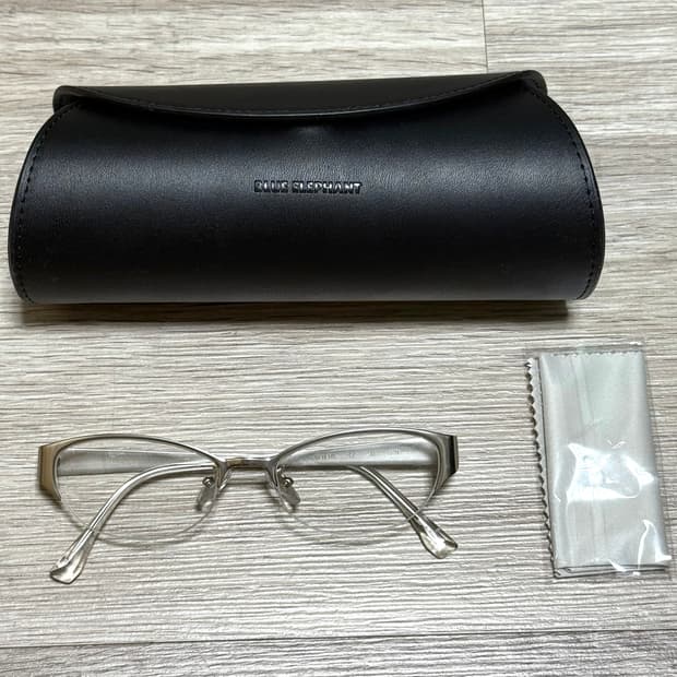 블루엘리펀트 AESLIT matte